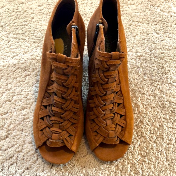 Michael Kors suede booties Size 8 - Picture 4 of 11